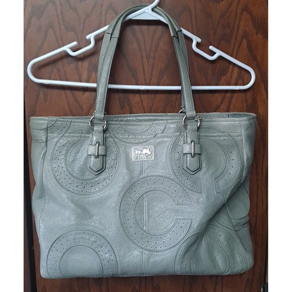 Coach | Bags | Coach Chelsea Grey Leather Shoulder Bag With Silver ...